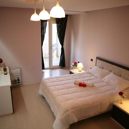 Hotel Albion Durres Exterior photo